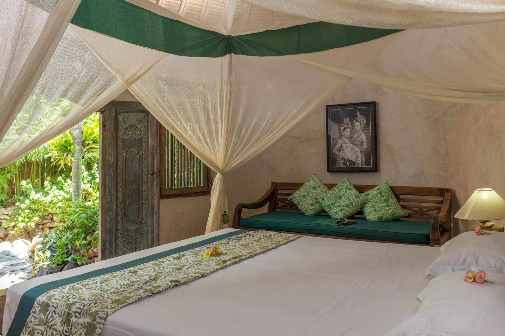 The Temple Lodge Pecatu Buitenkant foto