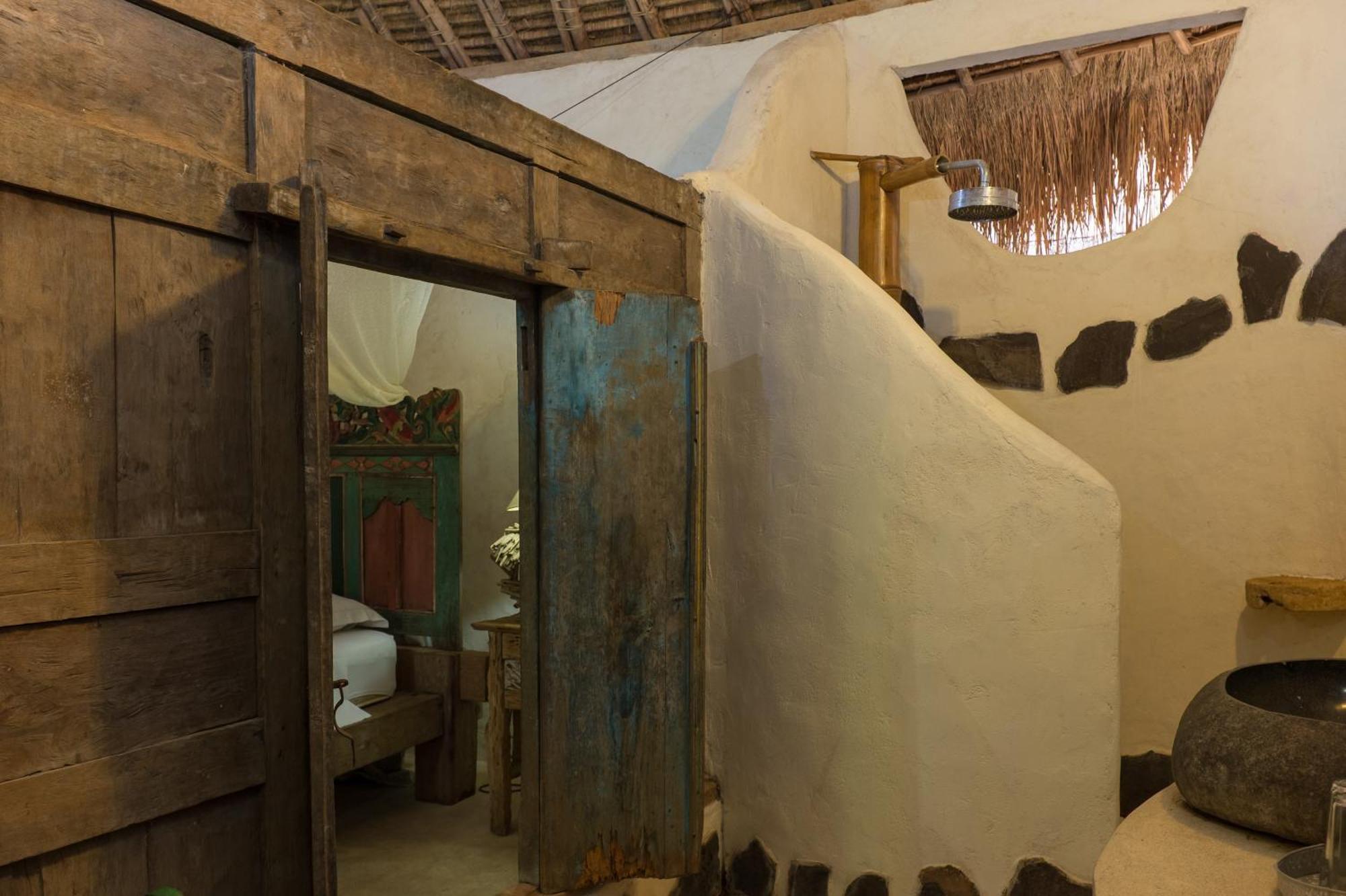 The Temple Lodge Pecatu Buitenkant foto
