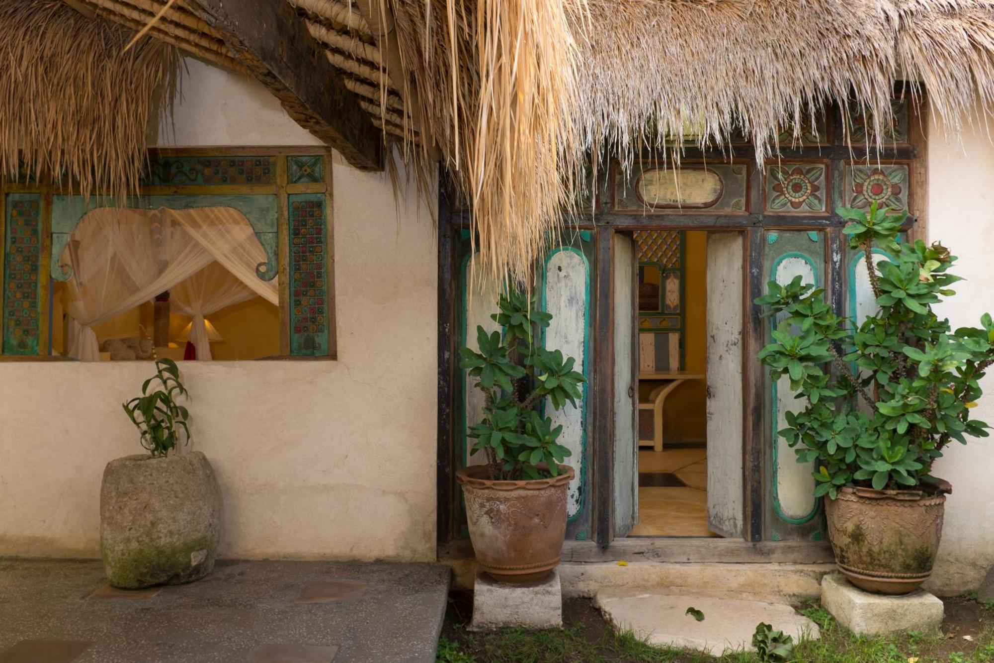 The Temple Lodge Pecatu Buitenkant foto